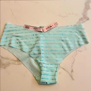 NWT Victoria’s Secret No Show Cheeky Panty